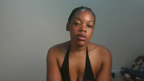 Snapshot of sexy_lyna chatting on January 8, 6:37 am sexy_lyna online show from January 8, 6:37 am