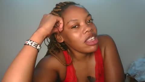 Snapshot of sexy_lyna chatting on January 31, 7:23 pm sexy_lyna online show from January 31, 7:23 pm