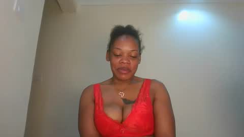 sexy_lyna online show from April 5, 6:32 am