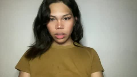 Snapshot of sexy_maevemorexxx chatting on June 20, 11:24 am Nicole online show from June 20, 11:24 am