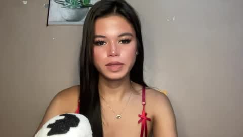 Snapshot of sexy_maevemorexxx chatting on July 6, 4:20 pm Nicole online show from July 6, 4:20 pm