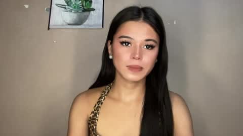 Snapshot of sexy_maevemorexxx chatting on July 7, 9:35 am Nicole online show from July 7, 9:35 am