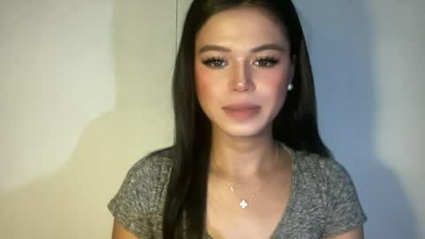 Snapshot of sexy_maevemorexxx chatting on July 16, 10:10 am Nicole online show from July 16, 10:10 am