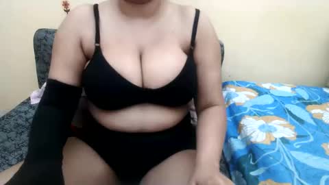 sexy_mandakini online show from April 10, 6:18 am