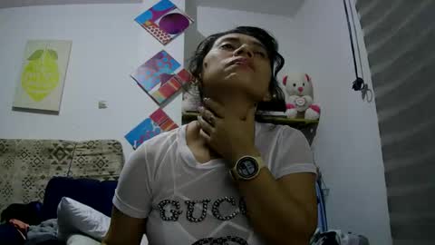 Mary online show from March 21, 2:27 am