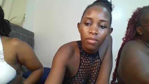 Snapshot of sexy_maya3 chatting on May 2, 9:53 pm maya online show from May 2, 9:53 pm