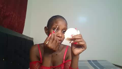 Snapshot of sexy_maya3 chatting on May 28, 5:43 pm maya online show from May 28, 5:43 pm