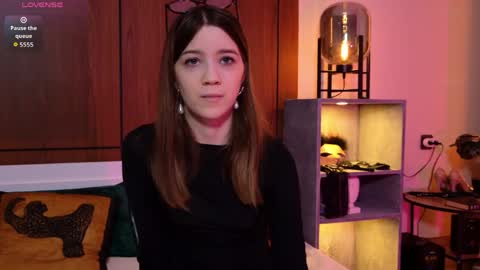 Alison online show from March 24, 5:07 pm