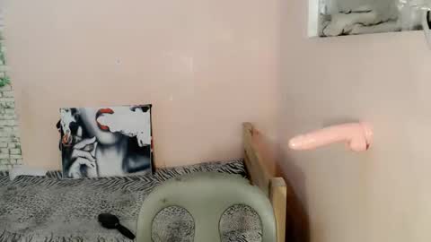 Snapshot of sexy_mikaxoxo chatting on February 2, 12:30 am mika online show from February 2, 12:30 am