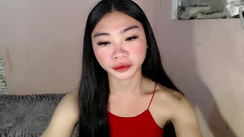 Snapshot of sexy_mikaxoxo chatting on February 5, 8:43 am mika online show from February 5, 8:43 am