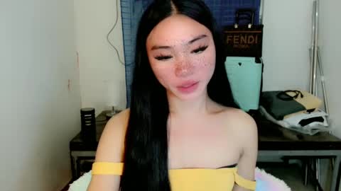 Snapshot of sexy_mikaxoxo chatting on February 7, 6:03 am mika online show from February 7, 6:03 am