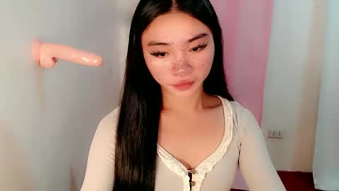 Snapshot of sexy_mikaxoxo chatting on February 17, 7:15 am mika online show from February 17, 7:15 am