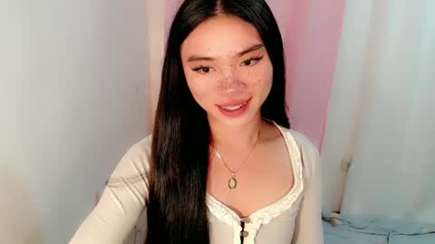 Snapshot of sexy_mikaxoxo chatting on February 19, 7:59 pm mika online show from February 19, 7:59 pm