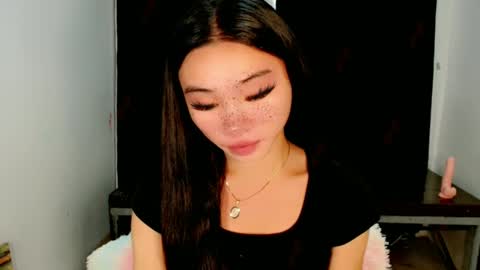 Snapshot of sexy_mikaxoxo chatting on February 24, 3:55 am mika online show from February 24, 3:55 am