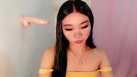 Snapshot of sexy_mikaxoxo chatting on February 25, 10:04 am mika online show from February 25, 10:04 am