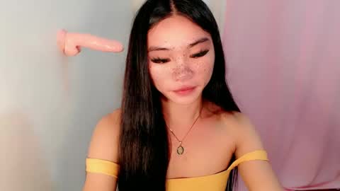 Snapshot of sexy_mikaxoxo chatting on February 25, 1:06 pm mika online show from February 25, 1:06 pm