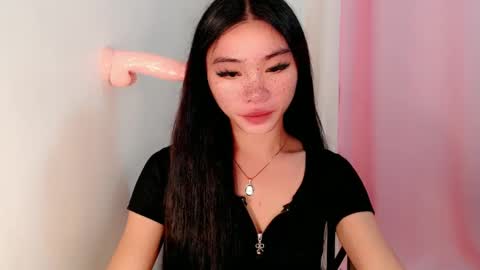 Snapshot of sexy_mikaxoxo chatting on February 28, 7:03 pm mika online show from February 28, 7:03 pm