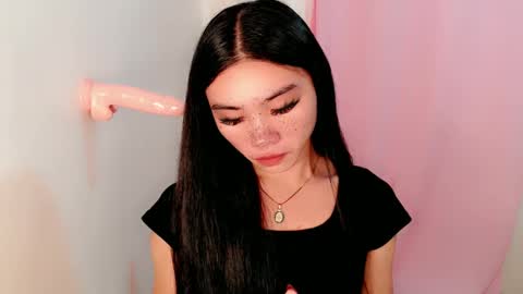 Snapshot of sexy_mikaxoxo chatting on March 1, 9:29 am mika online show from March 1, 9:29 am