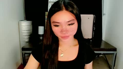 Snapshot of sexy_mikaxoxo chatting on March 10, 6:05 am mika online show from March 10, 6:05 am