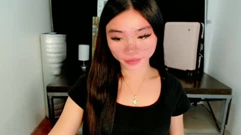 Snapshot of sexy_mikaxoxo chatting on March 10, 7:29 pm mika online show from March 10, 7:29 pm