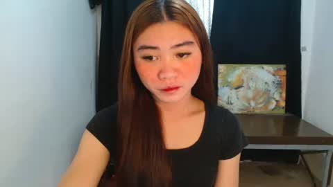 Snapshot of sexy_mikaxoxo chatting on October 26, 10:25 pm mika online show from October 26, 10:25 pm