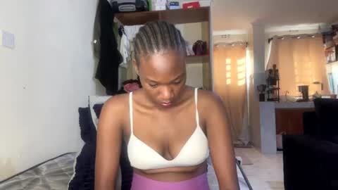Snapshot of sexy_nyla chatting on July 15, 2:22 pm Nyla online show from July 15, 2:22 pm