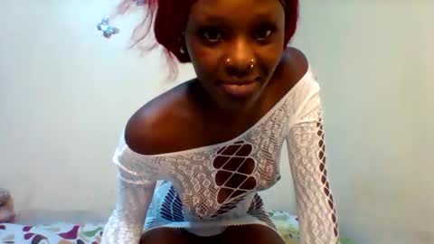 Snapshot of sexy_pie822842 chatting on May 7, 11:59 am sexy pie online show from May 7, 11:59 am