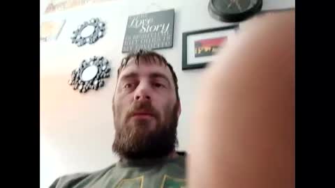 Snapshot of sexy_richy chatting on March 2, 12:22 pm RICHY online show from March 2, 12:22 pm