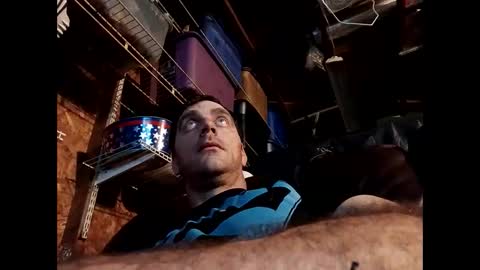 Snapshot of sexy_richy chatting on October 3, 2:30 am RICHY online show from October 3, 2:30 am