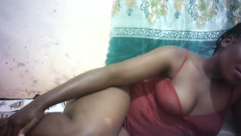 sexy_sandrah online show from July 8, 7:02 am
