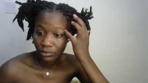 Snapshot of sexy_sea615394 chatting on October 12, 11:42 am sexy_sea615394 online show from October 12, 11:42 am