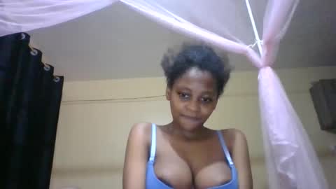 Snapshot of sexy_short chatting on September 9, 5:45 pm Janet online show from September 9, 5:45 pm
