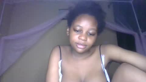 Snapshot of sexy_short chatting on October 19, 1:50 am Janet online show from October 19, 1:50 am