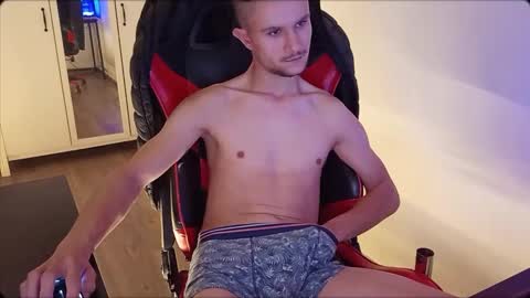 Snapshot of sexy_swaag chatting on October 24, 11:12 pm sexy_swaag online show from October 24, 11:12 pm