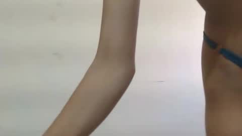 Snapshot of sexy_twishu chatting on December 2, 4:07 am Twishu online show from December 2, 4:07 am