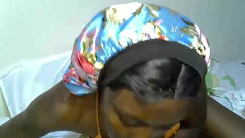 sexy_vennice online show from May 18, 4:07 am