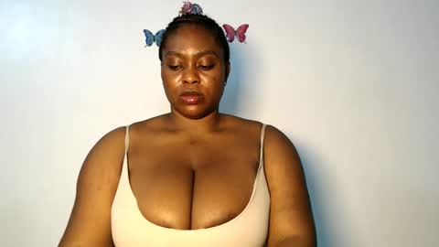 Snapshot of sexy_wetpussyy chatting on January 10, 11:53 pm Luna online show from January 10, 11:53 pm