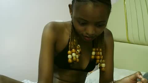 sexy zaraa online show from April 22, 4:19 pm