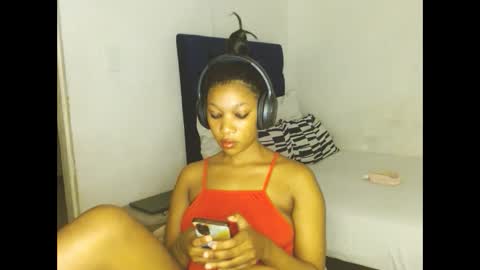 sexyalender02 online show from November 14, 7:56 pm