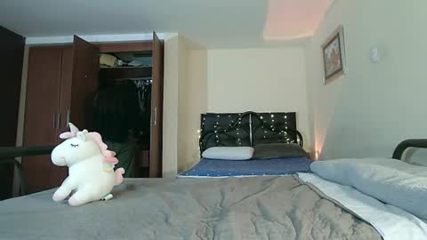 Snapshot of sexyaliceskay chatting on July 15, 3:17 pm Alice Skay online show from July 15, 3:17 pm