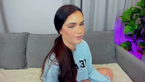 Lou online show from February 24, 9:35 pm