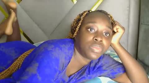 Snapshot of sexyass_lady chatting on October 29, 8:27 am Sexyass lady online show from October 29, 8:27 am