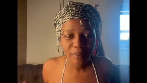 sexyasszeeee online show from February 4, 8:53 am