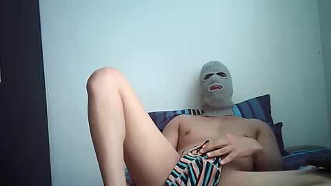 Snapshot of sexyatrevidoo chatting on September 28, 1:27 pm SesyMen online show from September 28, 1:27 pm