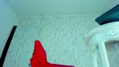 SexyBabyGirl online show from March 23, 8:35 pm