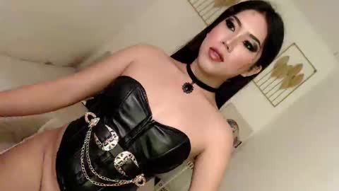 Snapshot of sexybaby2999 chatting on January 19, 2:47 am Lexie online show from January 19, 2:47 am