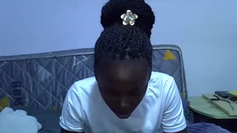 Snapshot of sexybeiby1 chatting on February 20, 7:21 am sexybeiby1 online show from February 20, 7:21 am