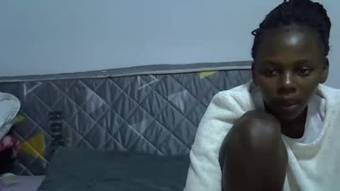 Snapshot of sexybeiby1 chatting on March 2, 7:48 am sexybeiby1 online show from March 2, 7:48 am