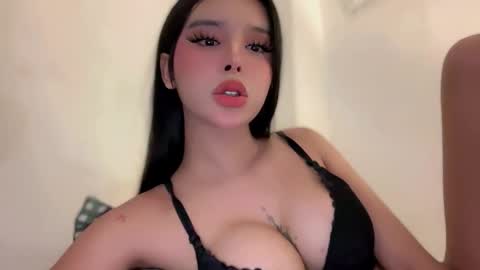 Seraphina Blaze online show from November 10, 7:18 am