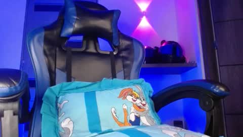 Snapshot of sexyboy_bigclit chatting on May 2, 10:20 am Iker online show from May 2, 10:20 am